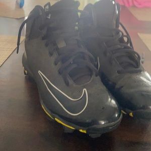 Football cleats